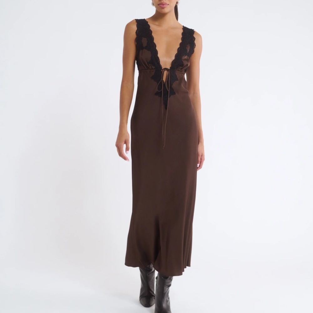 Rumored Venice Maxi Dress